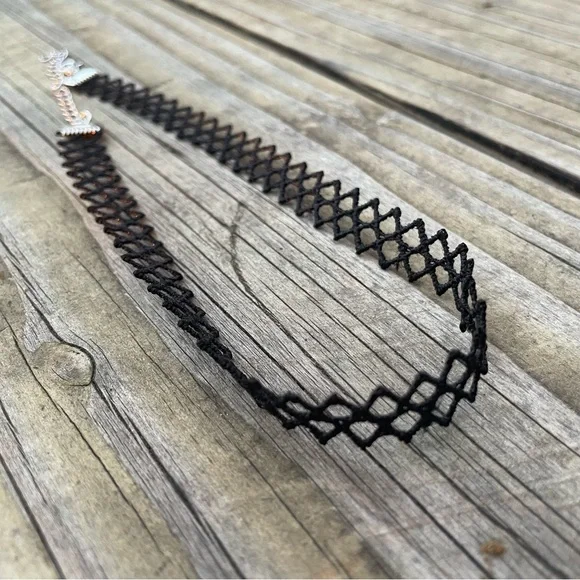 NEW Amelia Choker - Necklace - Picture 4 of 8